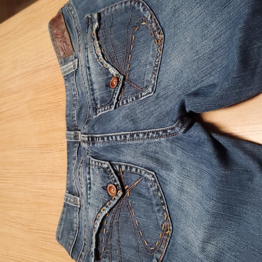 Silver Jeans - Picture 5 of 10